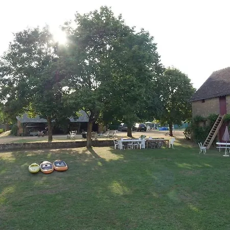 Casa de Férias Tres Grand Corps De Ferme Parce-sur-Sarthe